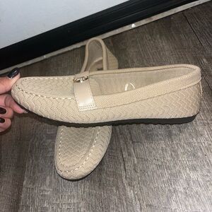 Elegant Beige Women's Loafers